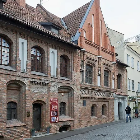 Cozy Apartment In Gothic Style House In The Heart Of The Old Town Вильнюс Экстерьер фото